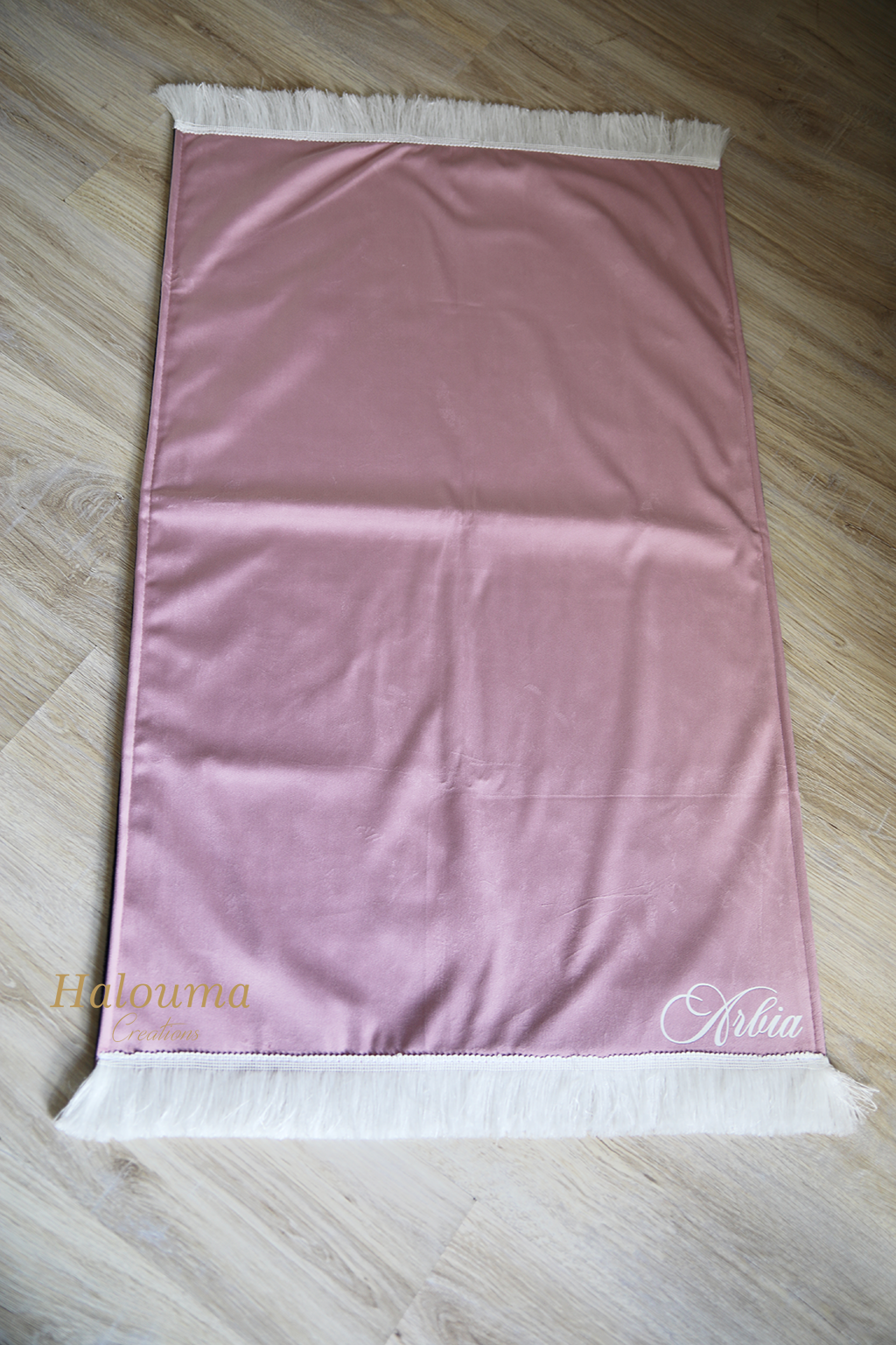 TAPIS DE PRIÈRE VELOURS ROSE PERSONNALISÉ